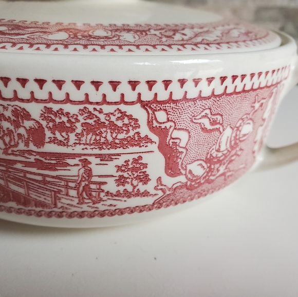 Memory Lane Casserole Serving Dish Two handle with matching lid. Clean - Picture 6 of 10